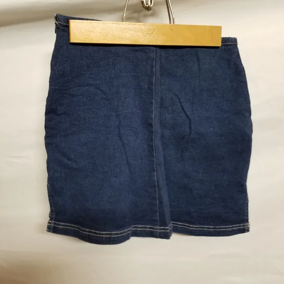 No Boundaries Dark Blue Denim Shorts with Celestial Embroidery - Picture 2 of 4
